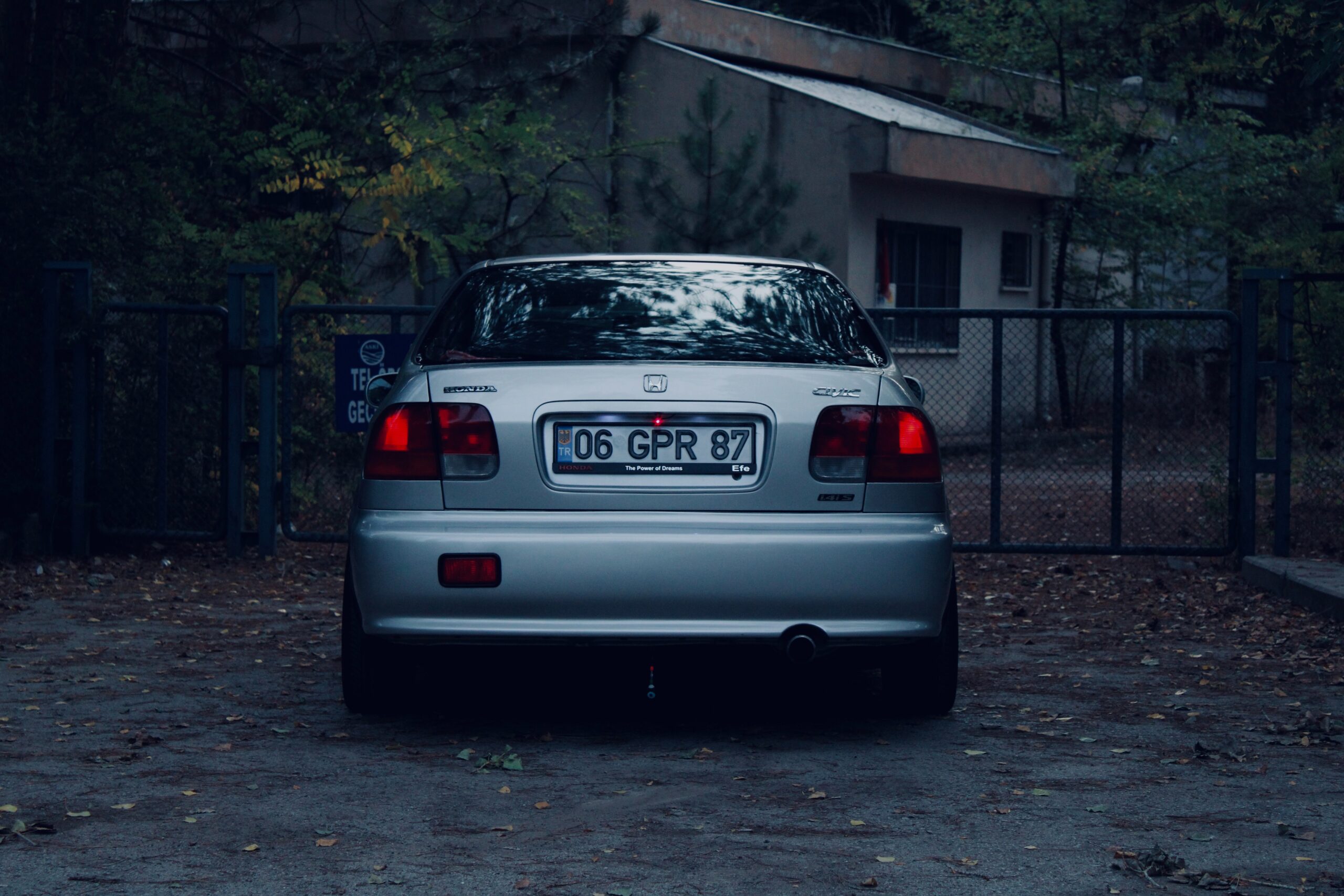 What Is A Jake Brake? A HowTo Guide For Truck Drivers